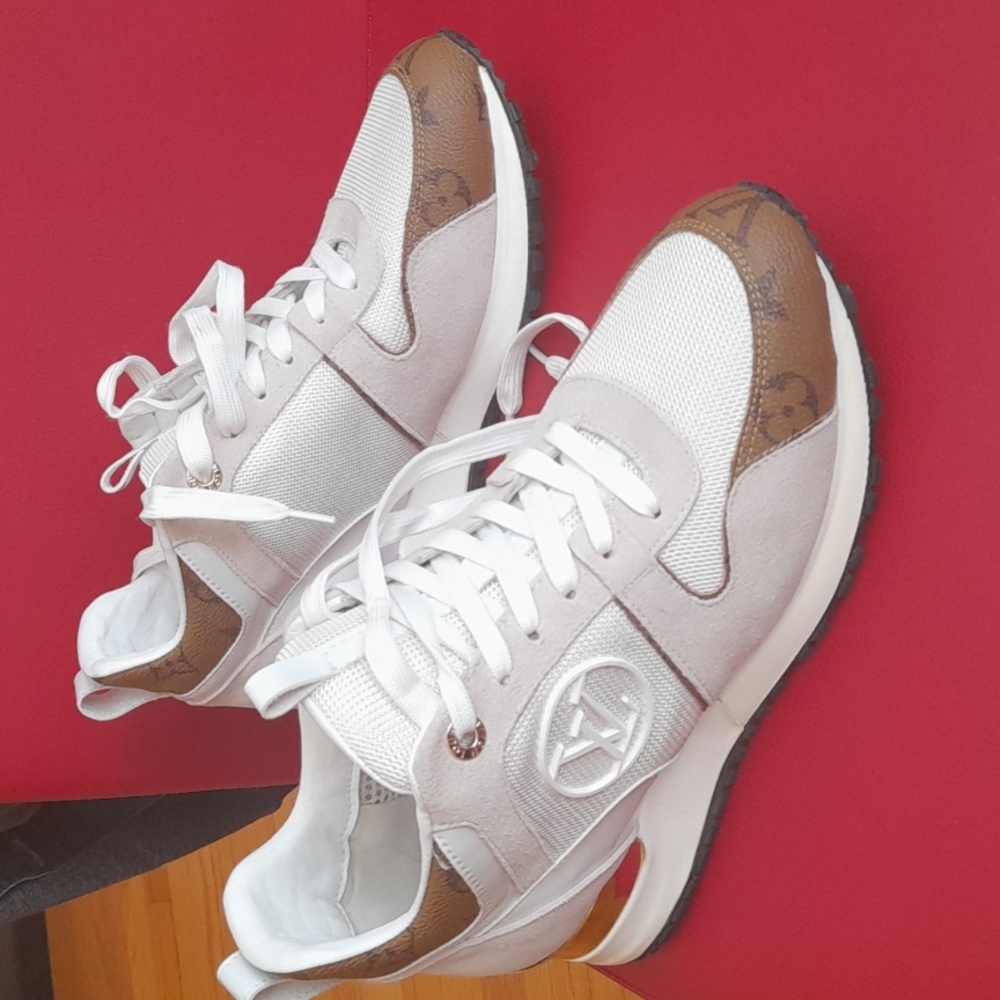 LouisVuitton shoes
